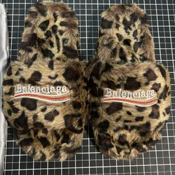 Balenciaga Slides 