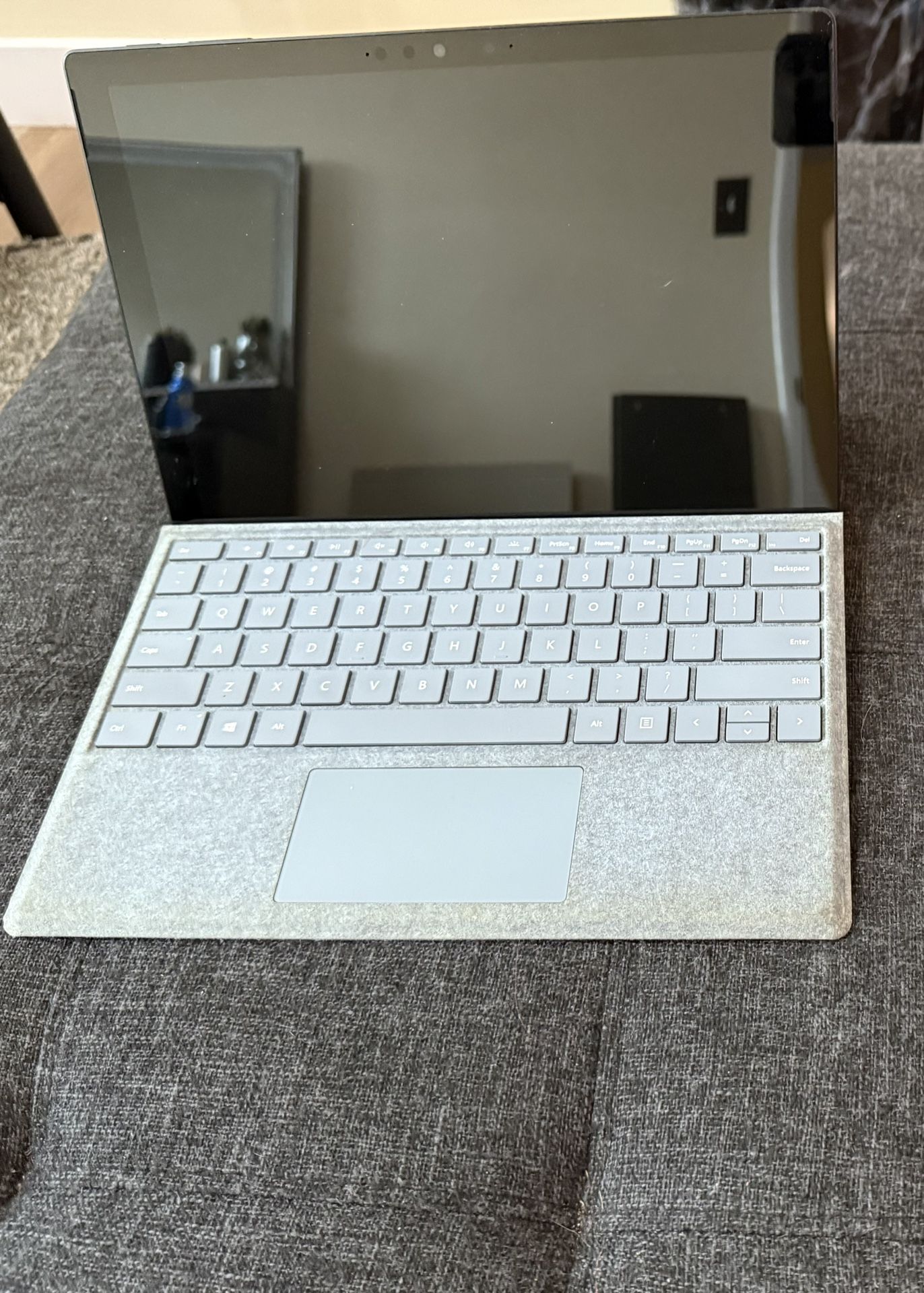 Microsoft surface pro 7
