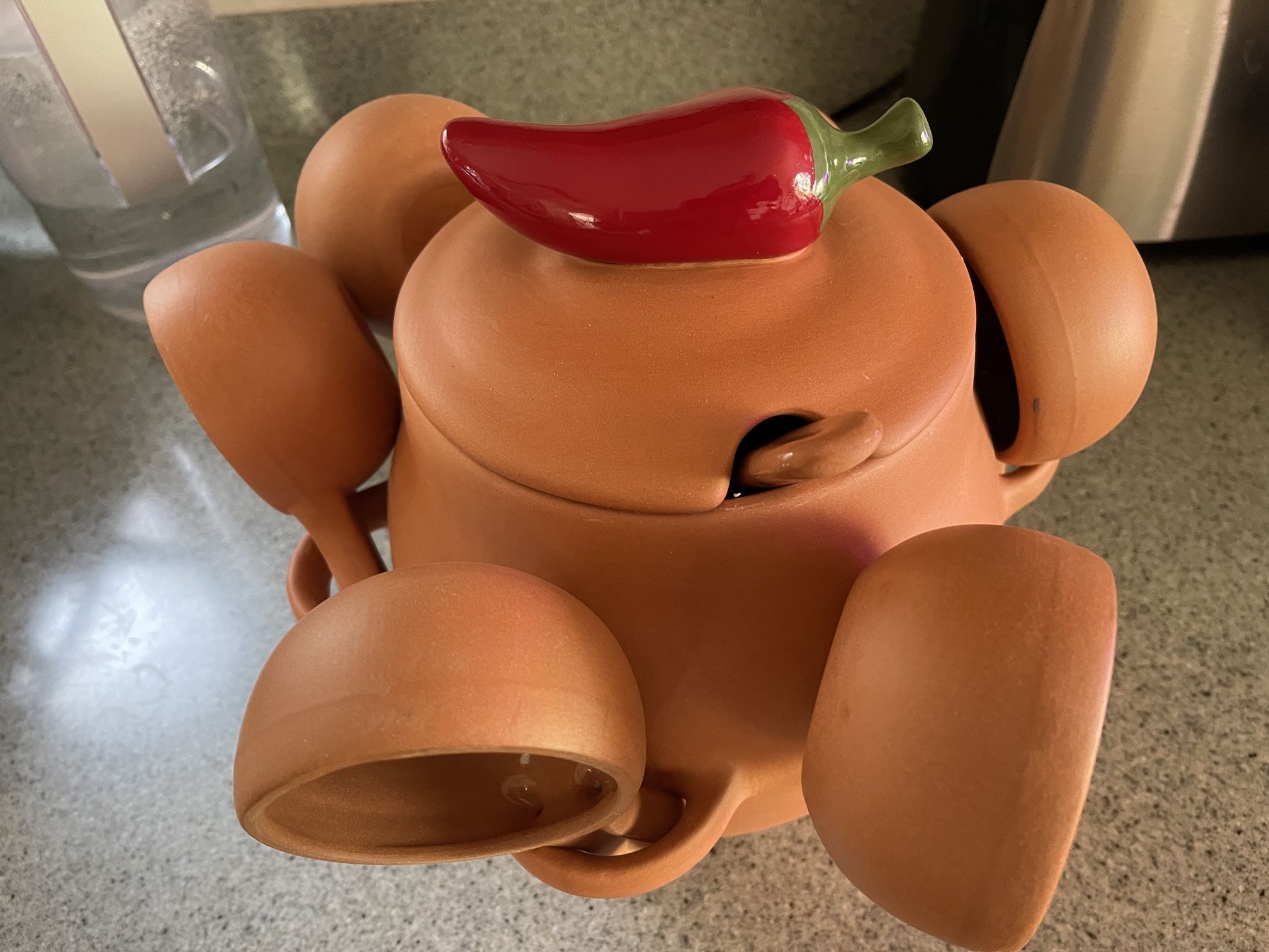 8 Piece Ceramic Cookware New