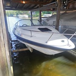 Bayliner Boat