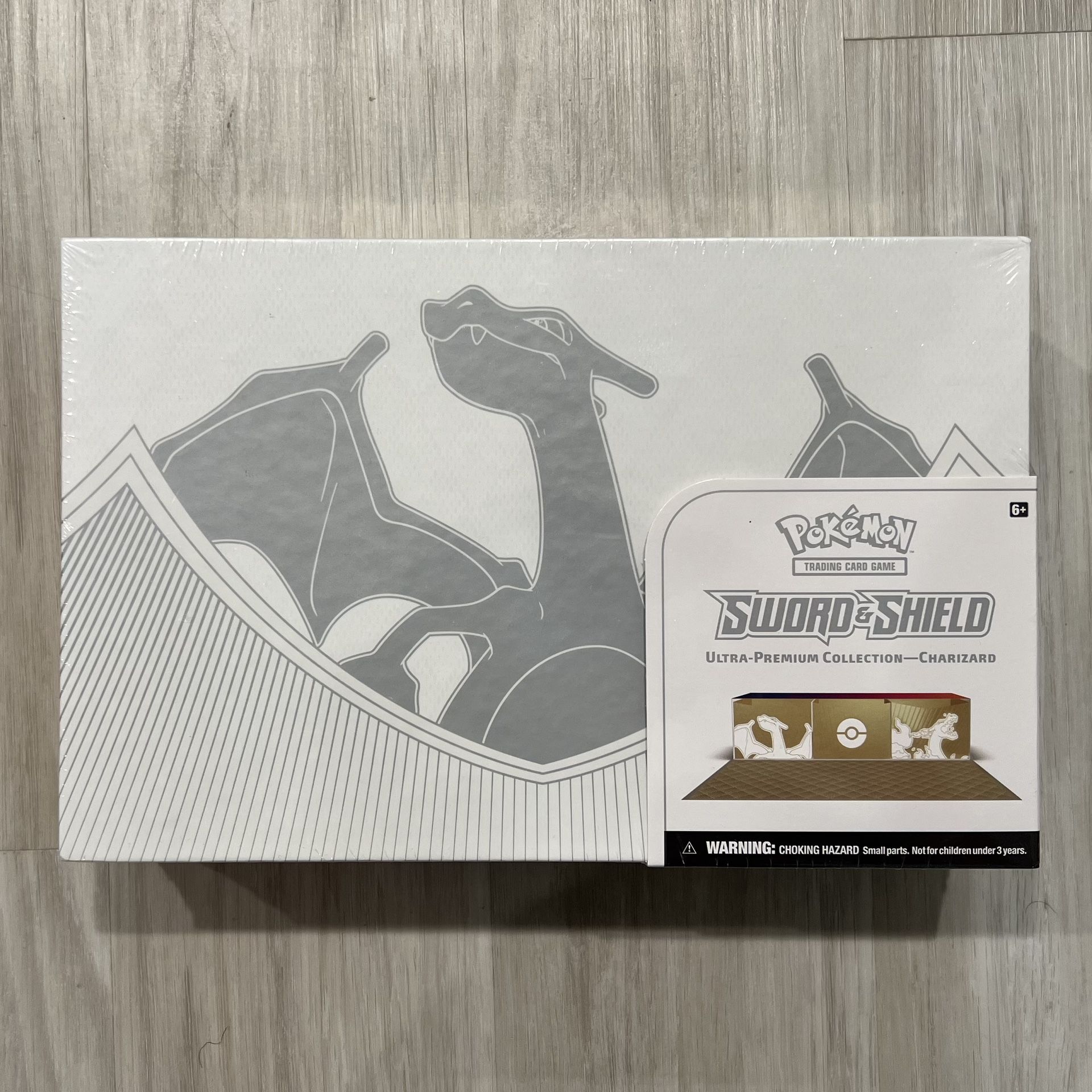 Pokemon TCG: Charizard UPC 2022