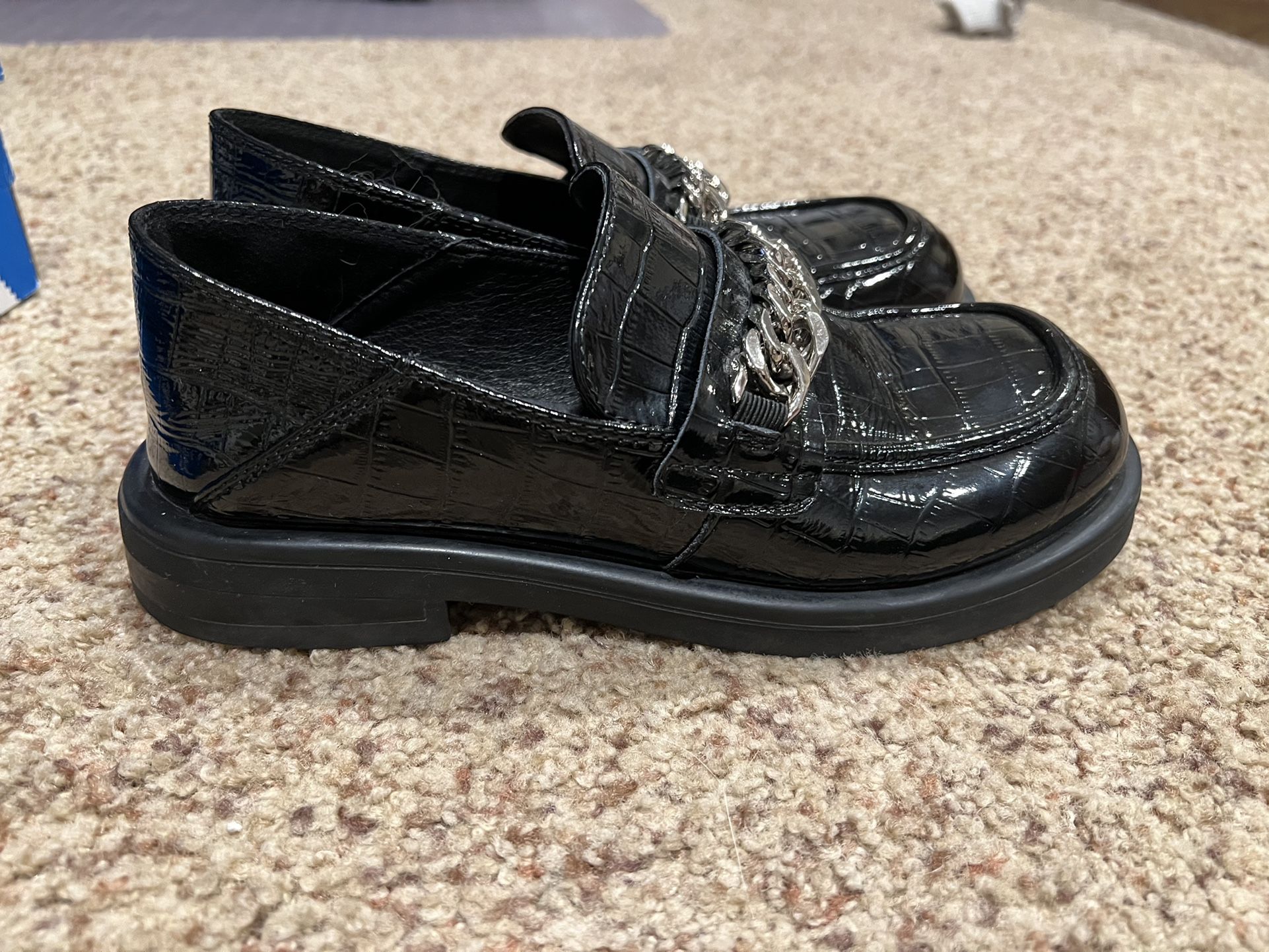 women's leather shoes