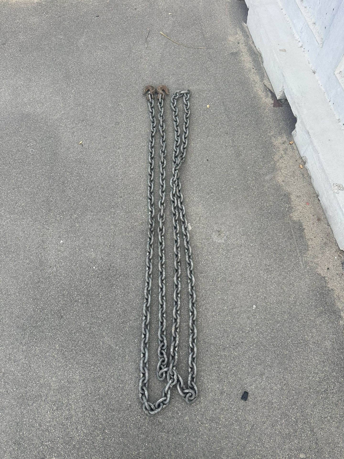 Metal Chain 20 Ft Long 