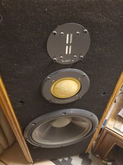 Excellent single Infinity Kappa 7 Home stereo speaker