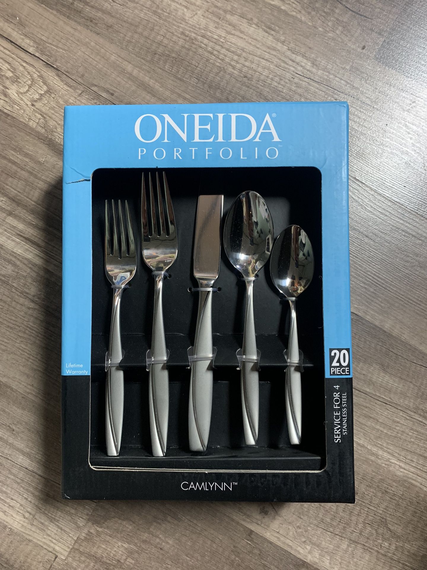 Oneida Portfolio Camlynn - set of 20 Stainless Steel Utensils