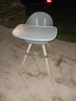MAXXI COSI HI CHAIR GREAT CONDITION 30 FIRM PAID 189