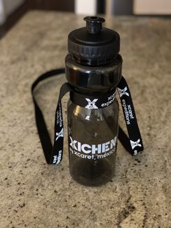 Xichen Itza Water bottle with lanyard