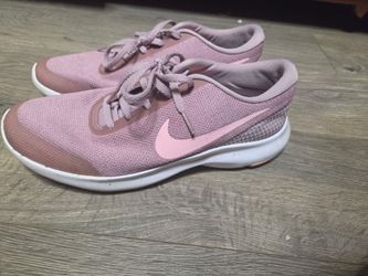 Nike Women's Pink Running Sneakers