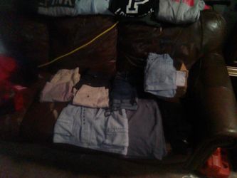 Huge Pile Of Womens Clothing 