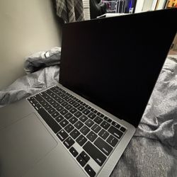 MacBook Air 13