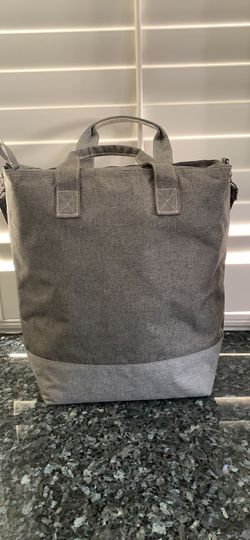 Gray insulated tote