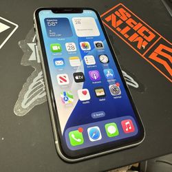 iPhone XR White Unlocked