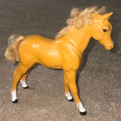 G126 Vintage 1980s Dallas Barbie Doll's Horse Small