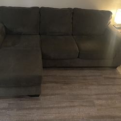 Living Room Sofa Chaise Lounge 5x7 Mint Condition