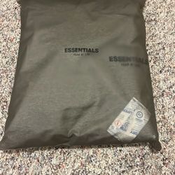 Dark Oatmeal Essentials Hoodie Size Medium