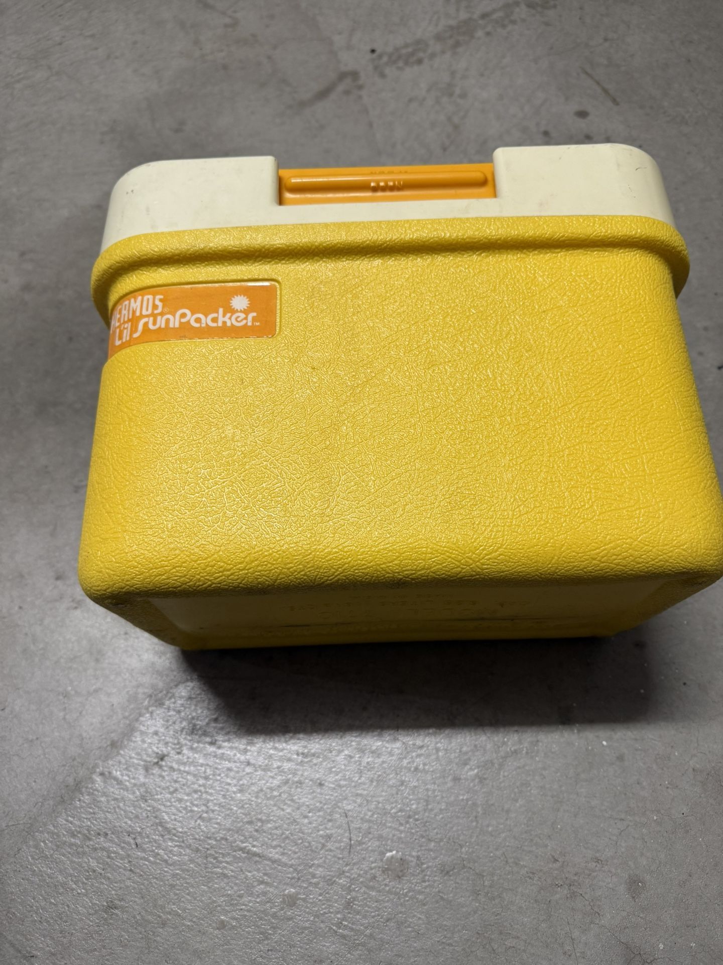 Thermos lil Sun Cooler