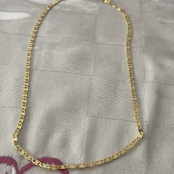 Gold Plates Sunburst Valentino 