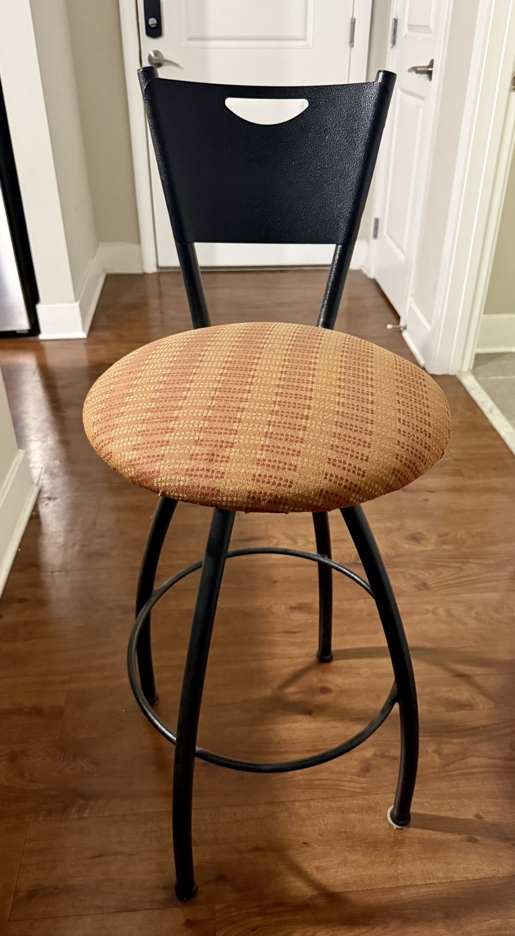 Swivel Bar Stools