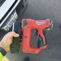 23 Gage Pin Nailer Milwaukee 
