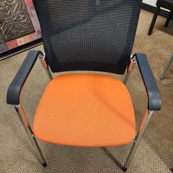 Idesk CHAIR