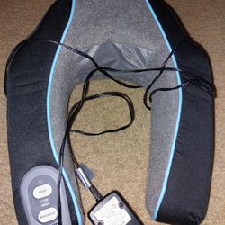 HOMEDICS NECK MASSAGER W/ HEAT. SEE ALL PHOTO'S.  💸 CASH/PICKUP ONLY 