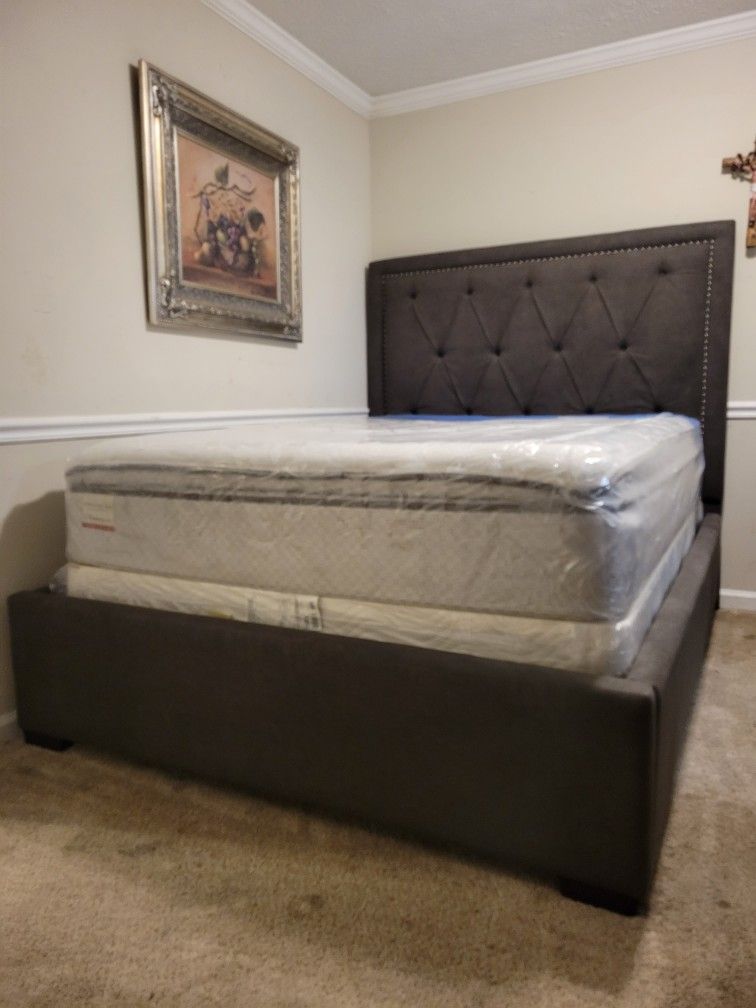 Cama Queen .. Queen Bed 