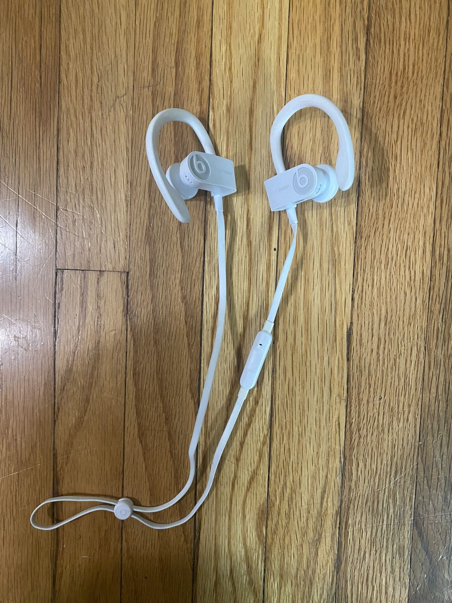 Power Beats 3 Wireless