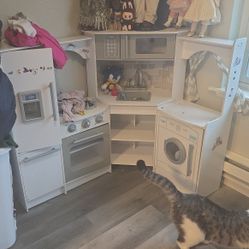 Kids Play Kitchen