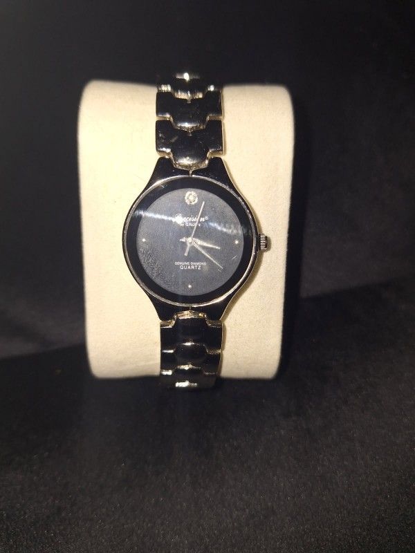 Precision By Gruen Women's Watch. Silver With Black Dial. Running