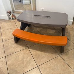Kids picnic tabl