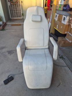 Electric Facial/Tattoo chair