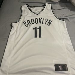 Kyrie Jersey