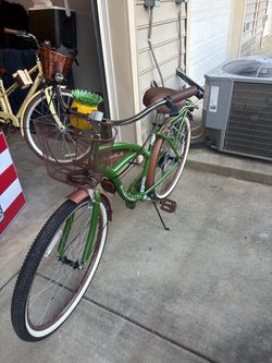 Margaritaville Bike with cup holder, bell, basket, & lock