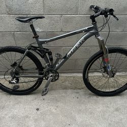 Trek Bicycle Mountain 