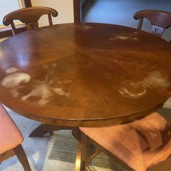 Counter Height Dining Set – 8 Chairs – Built-In Butterfly Leaf