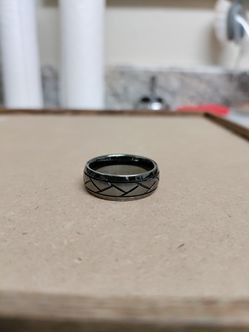 Triton Wedding Band