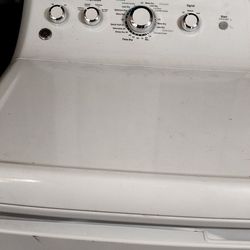 GE Matching Washer And Dryer Set