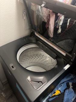 Whirlpool washer &’ dryer set