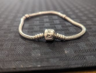 Pandora Bracelets 