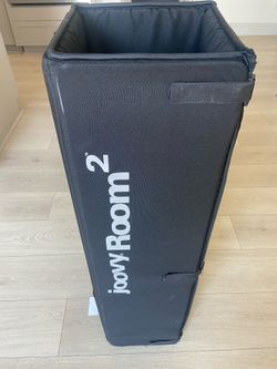 Joovy room2 extra large pack n play