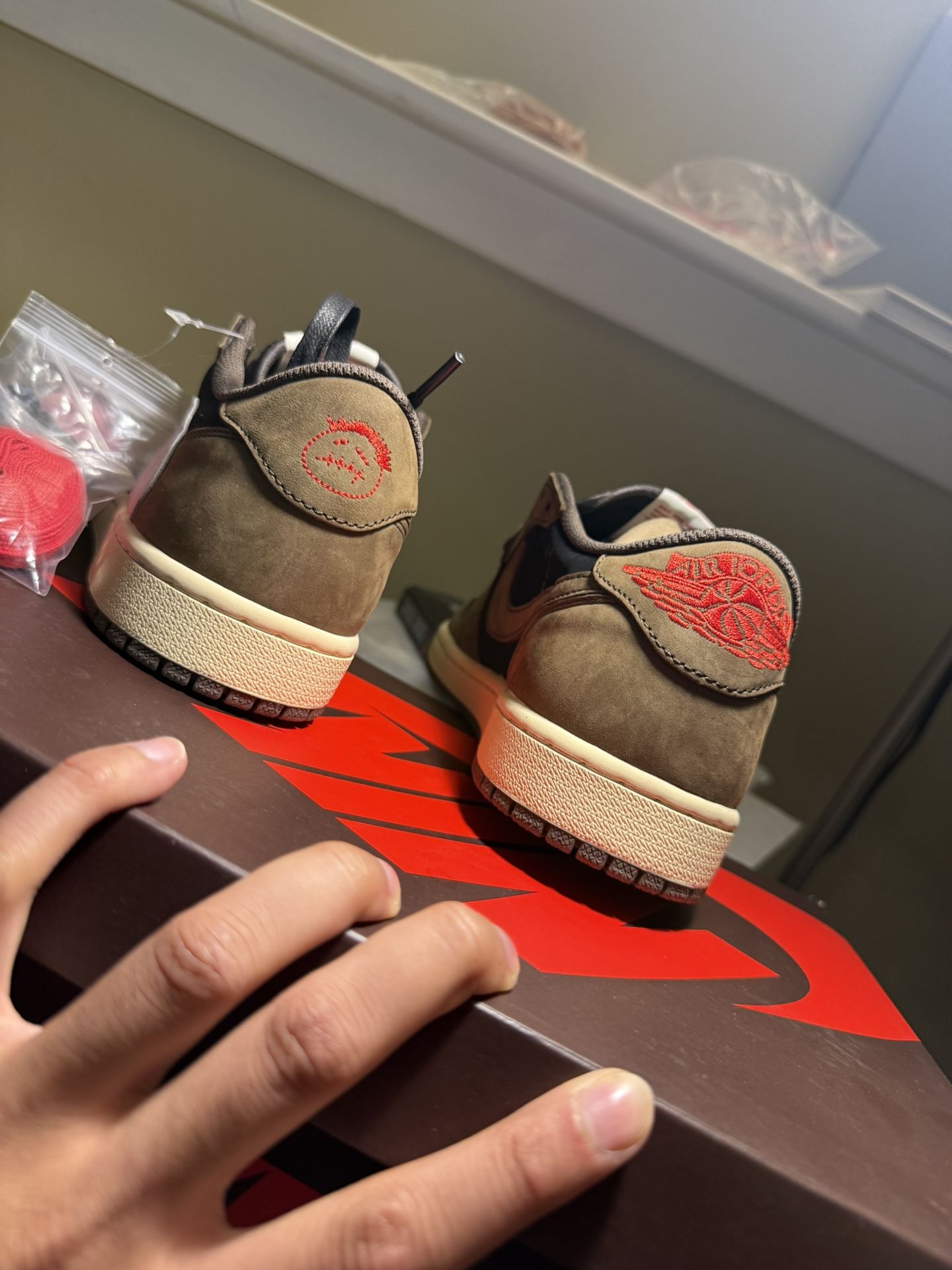 Travis Scott mocha low Jordan 1s pure suede men’s Size 9
