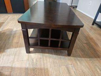 Beautiful Living room table mint condition
