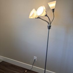 5-Light Multi-Directional Medusa Floor Lamp