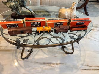 Vintage Lionel Electric Train Cars with Original Boxes