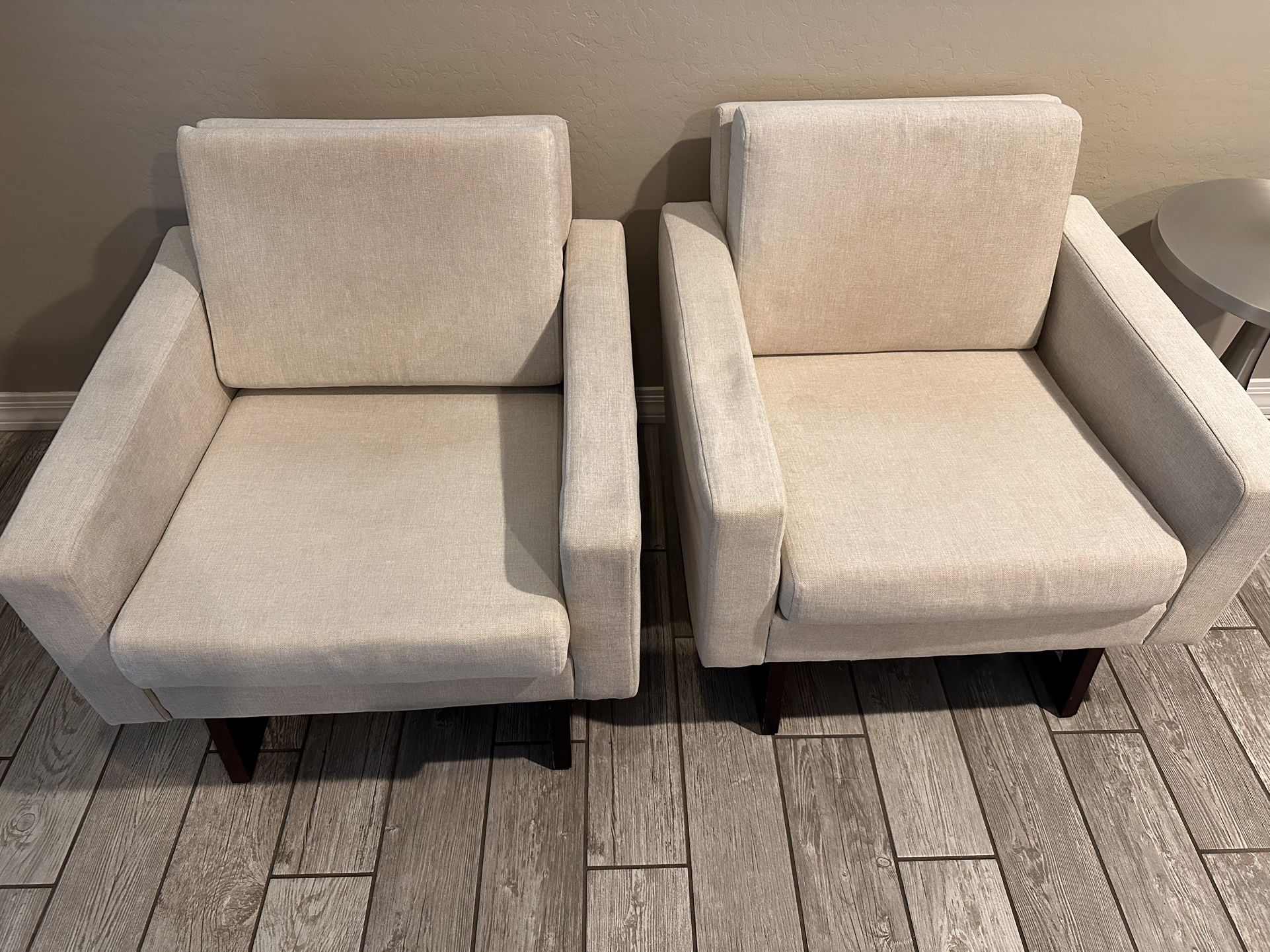 Modern Low Profile Chairs