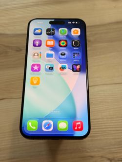 Mint condition iPhone 15 Pro Max, Use any SIM
