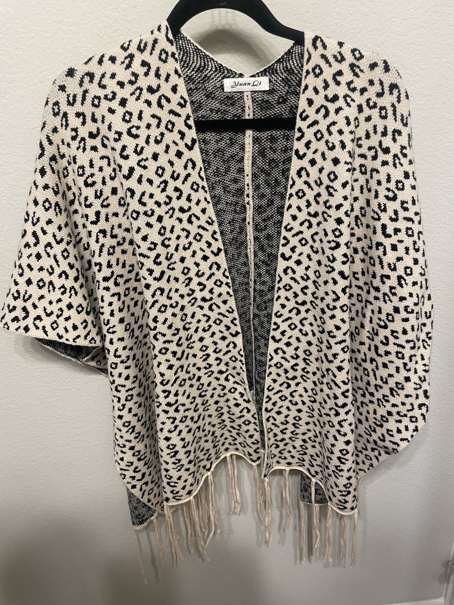 Yuan Ji Women’s Leopard Sweater Cape Cardigan, One Size 