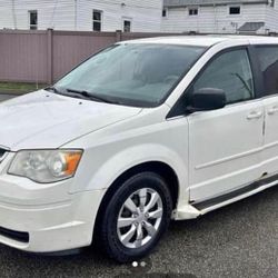 2010 Chrylser Town And Country For Parts