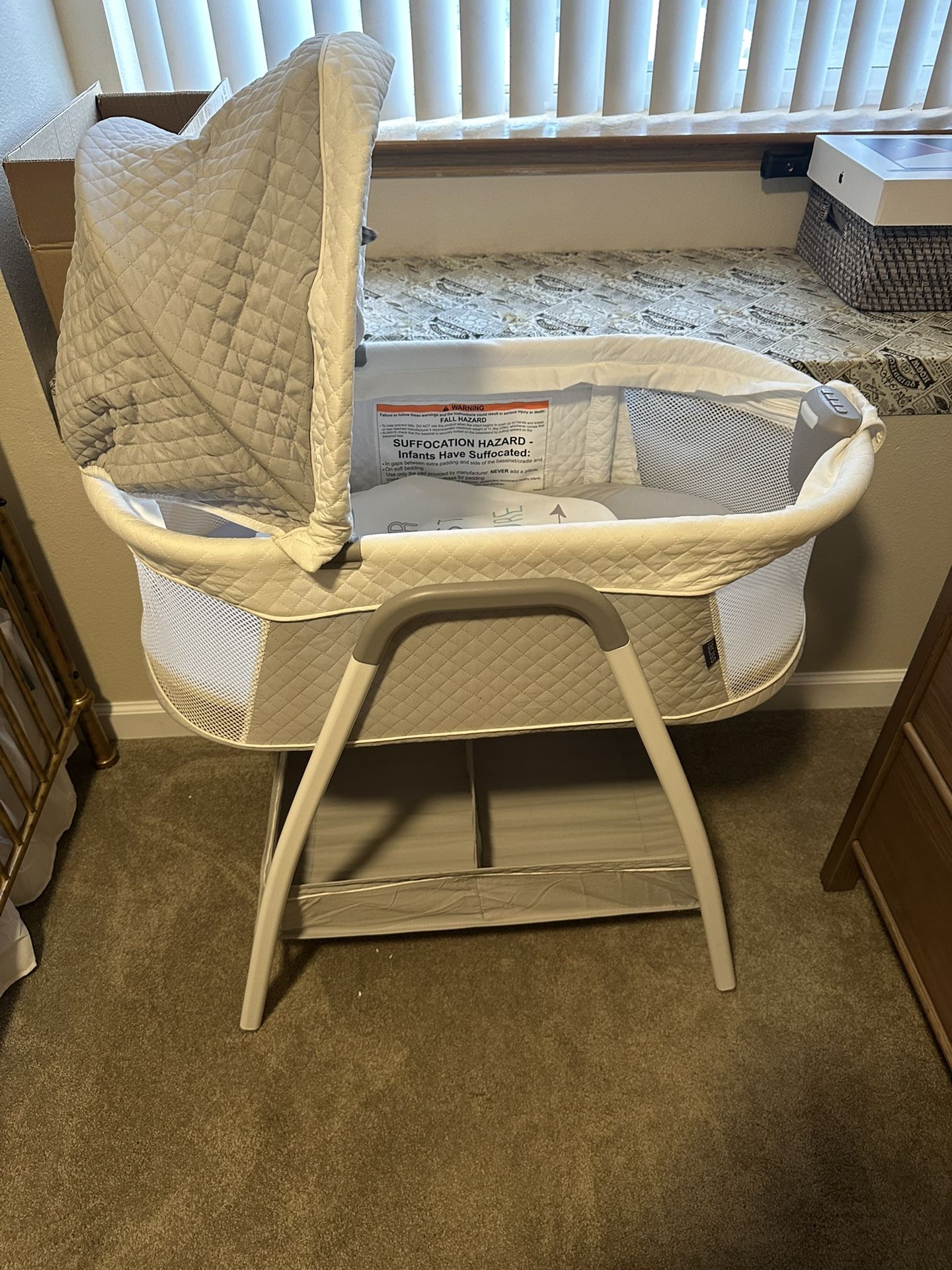 Free Bassinet