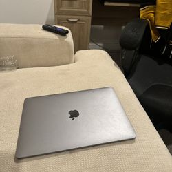 MacBook Pro 2017